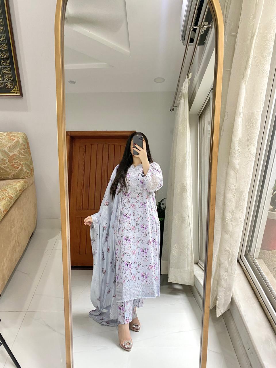 MARIA B LAWN EMBROIDERY DRESS 3 PIECE 2287