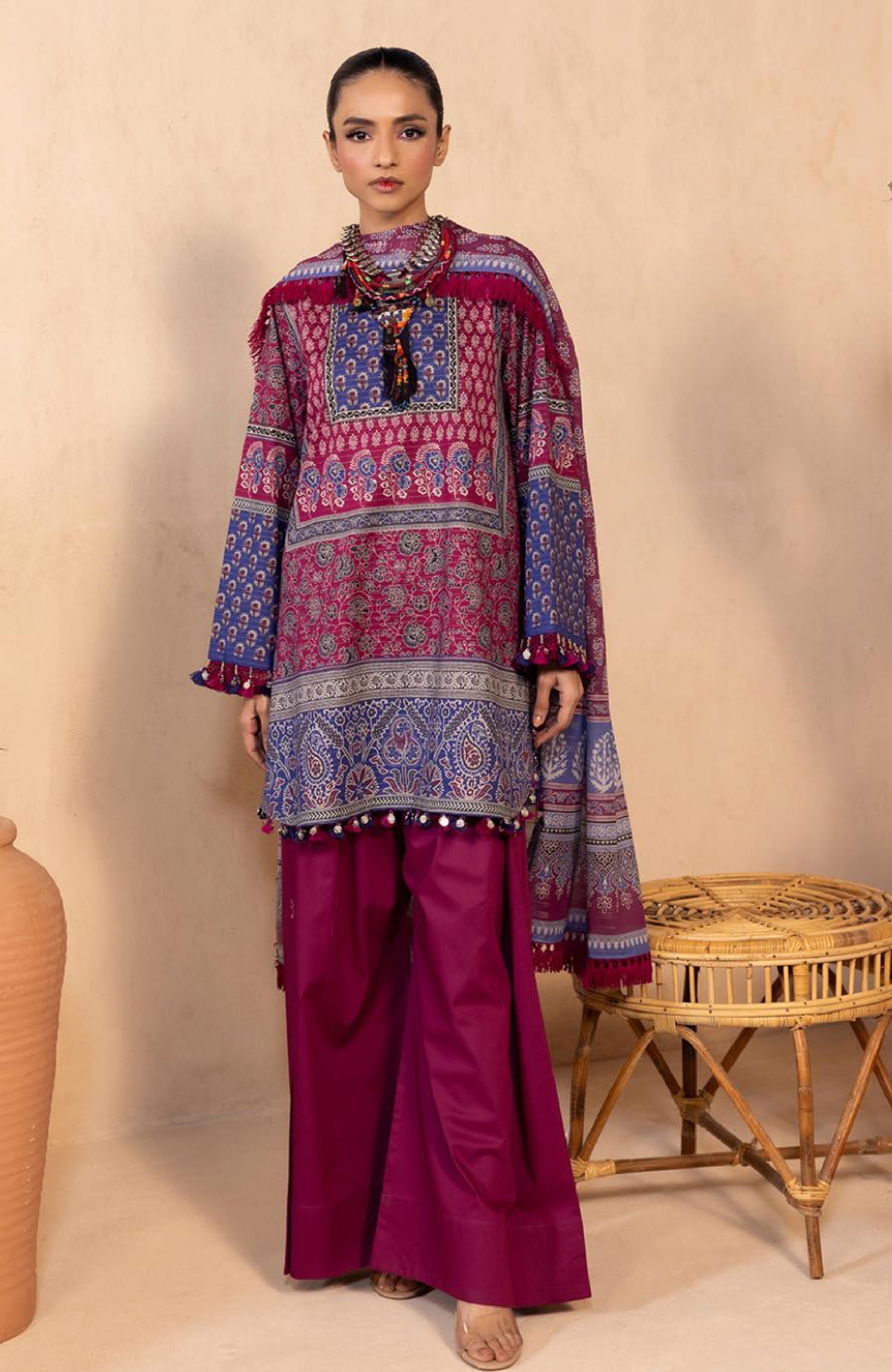 Khaadi Lawn – BANA DORA 2025 (Magenta & Indigo Ethnic 3-Piece Suit)
