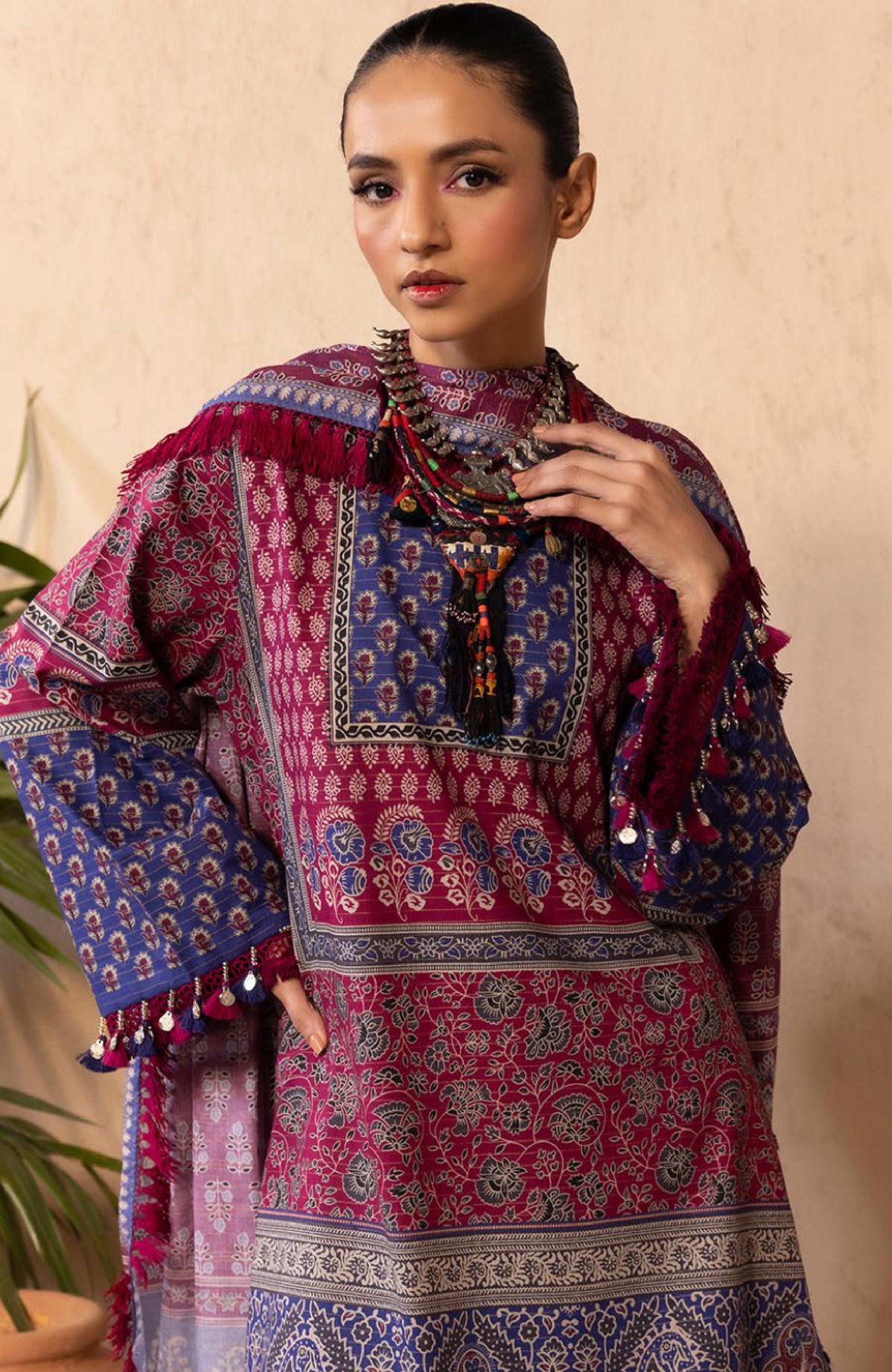 Khaadi Lawn – BANA DORA 2025 (Magenta & Indigo Ethnic 3-Piece Suit)