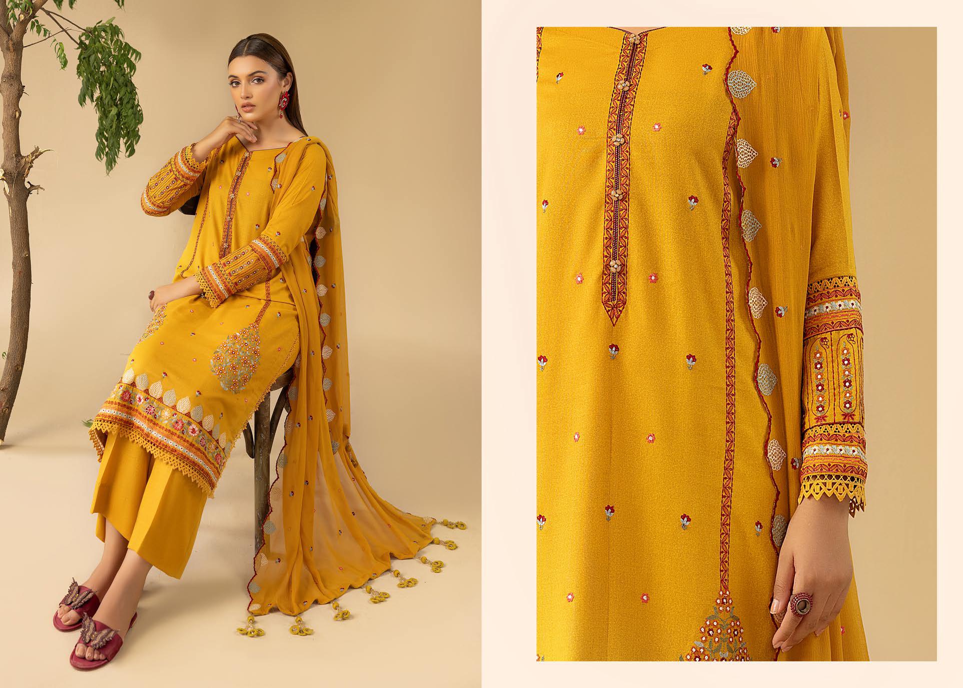 Shaamiyana Signature Karandi 3 Piece Suit (KS-302)