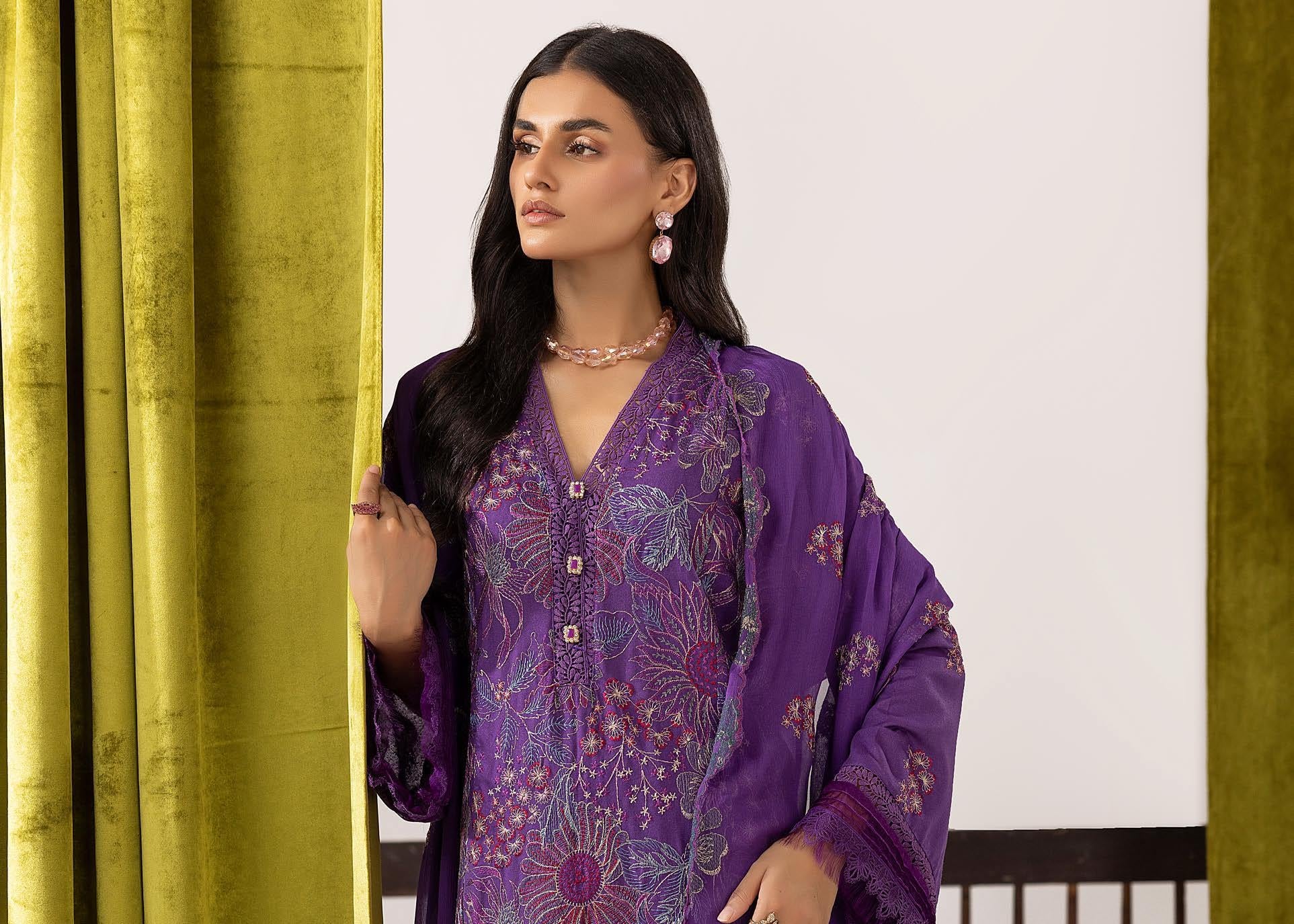 Meharma Embroidered Karandi Collection 3 Piece Suit (M-6)